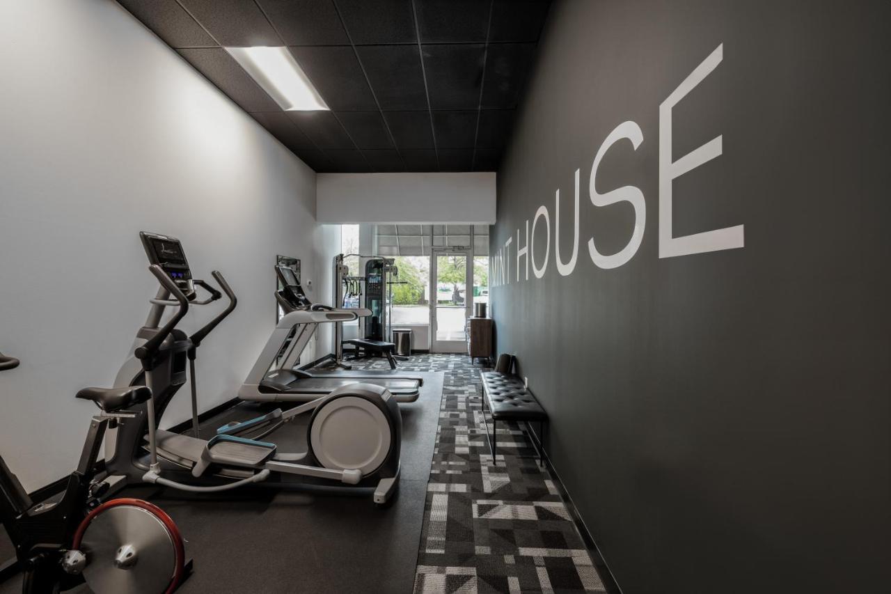 Mint House Greenville - Downtown المظهر الخارجي الصورة